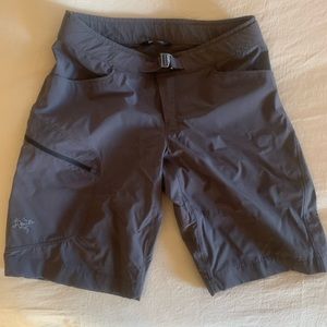 Men’s hiking shorts